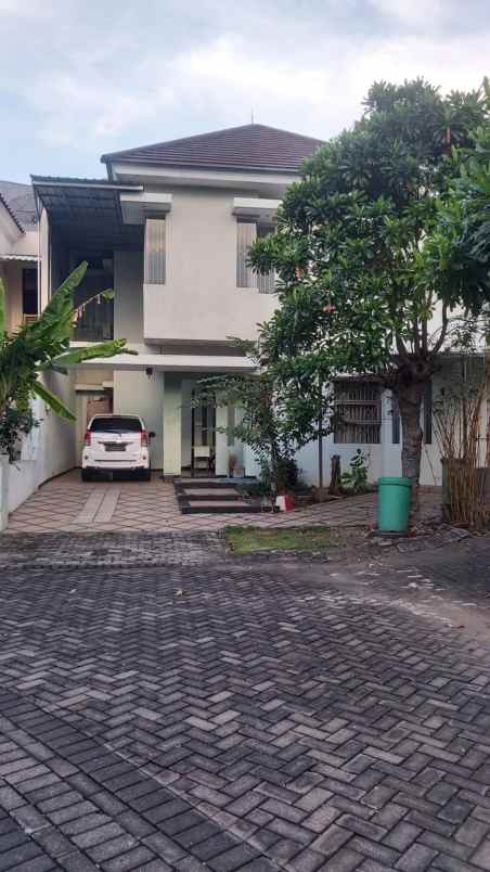 dijual rumah wisata bukit mas