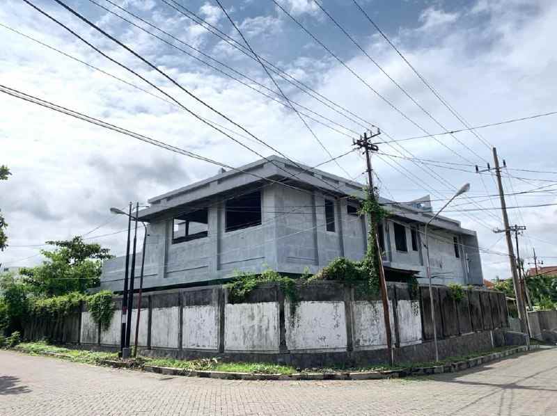 dijual tanah bintang diponggo