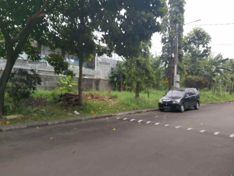 dijual tanah cisaranten