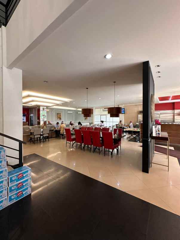 dijual tanah dan bangunan strategis di cikini