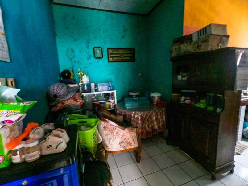 dijual tanah dengan 4 rumah di rambutan jakarta timur