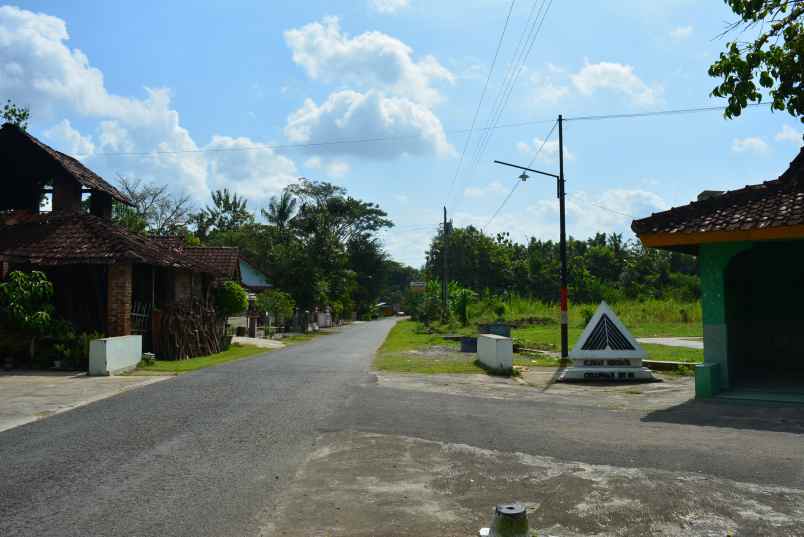 dijual tanah godean sleman shm pekarangan