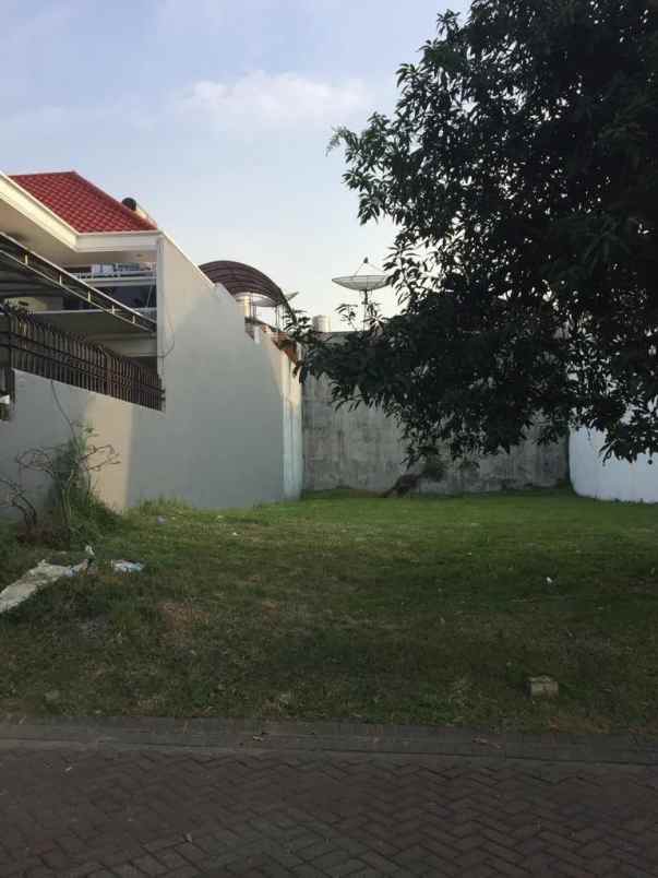 dijual tanah graha famili