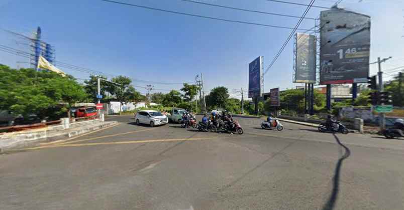 dijual tanah jalan raya wiyung