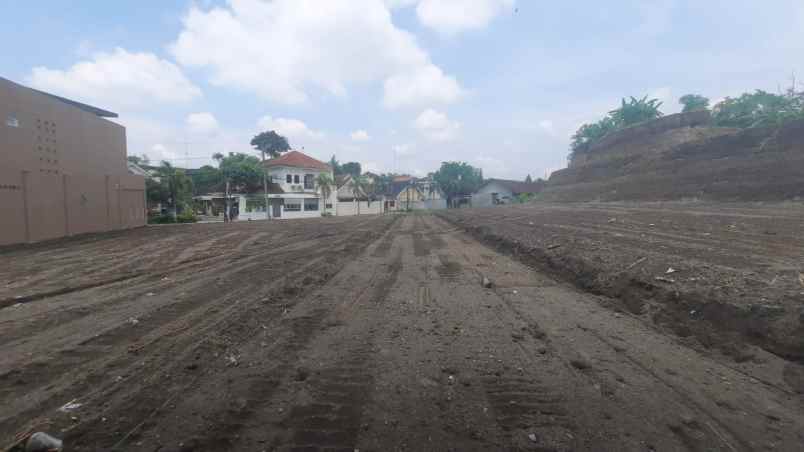 dijual tanah jl candi gebang