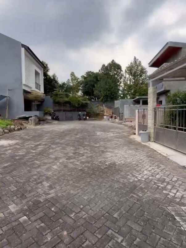 dijual tanah tembalang