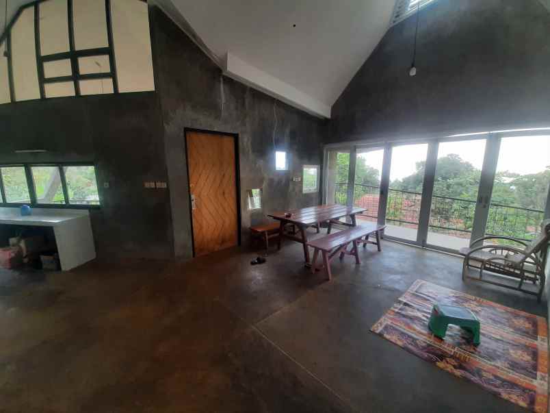 dijual villa girimekar cijambe