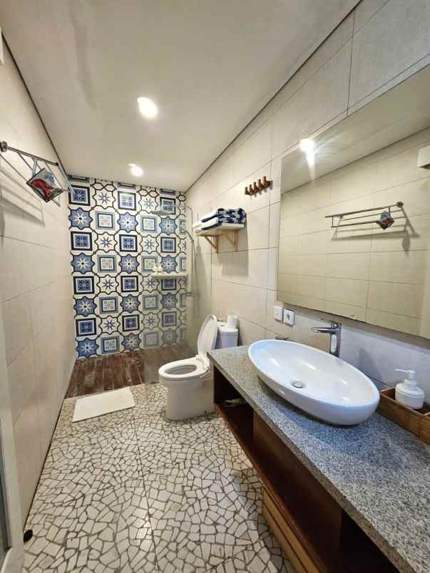 dijual villa jalan canggu kuta badung bali