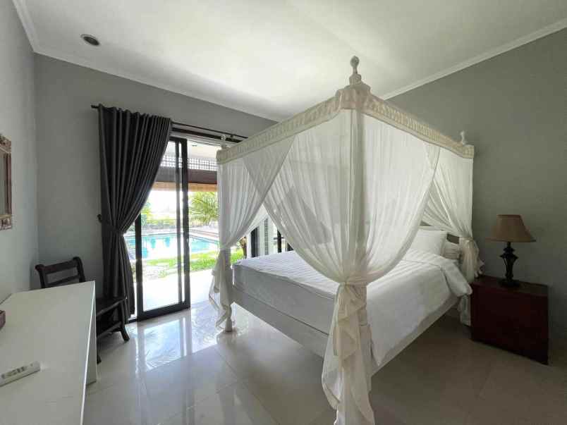 dijual villa jalan kediri tabanan bali