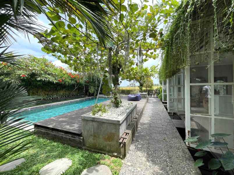 dijual villa jalan kediri tabanan bali