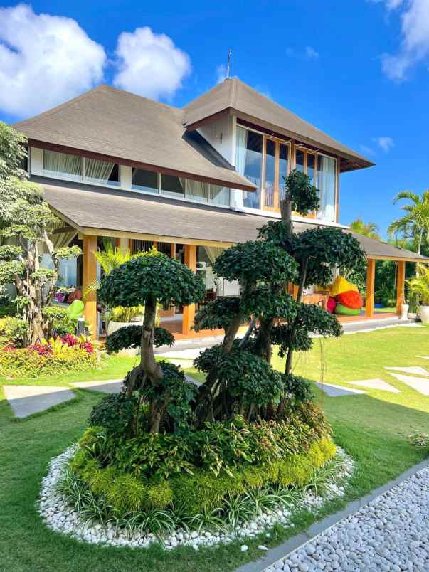 dijual villa jalan pecatu kuta badung bali