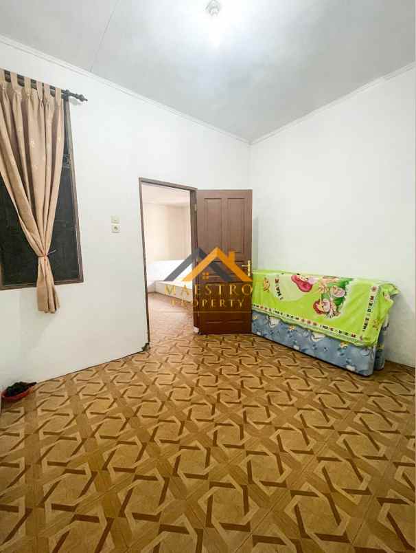 dijual villa komplek bukit asri jalan