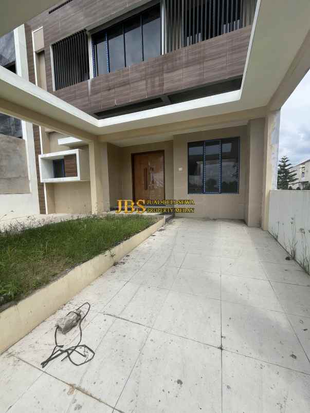 dijual villa komplek green park type willow