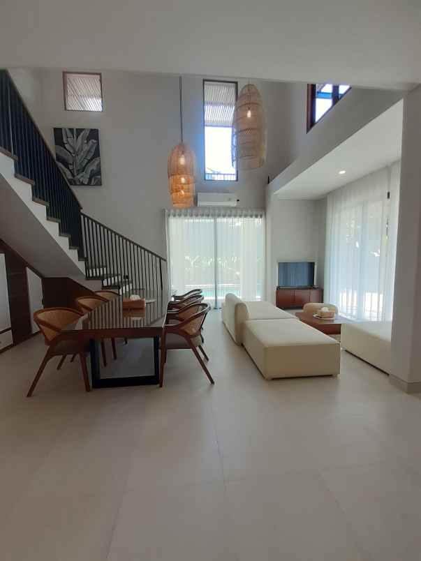 dijual villa modern minimalis seminyak bali