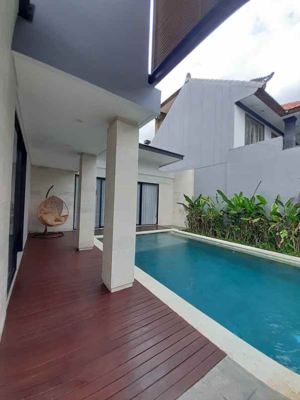 dijual villa modern minimalis seminyak bali