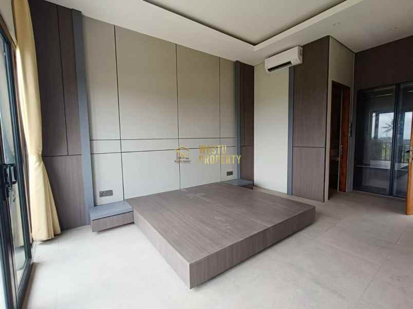 dijual villa sariharjo ngaglik sleman