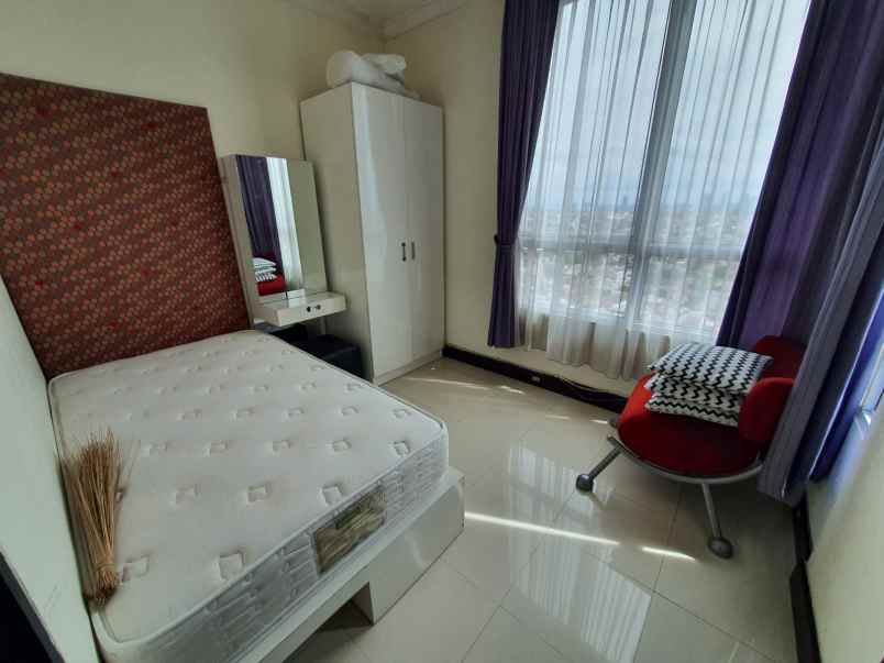 disewakan apartemen jl darmawangsa x no 86