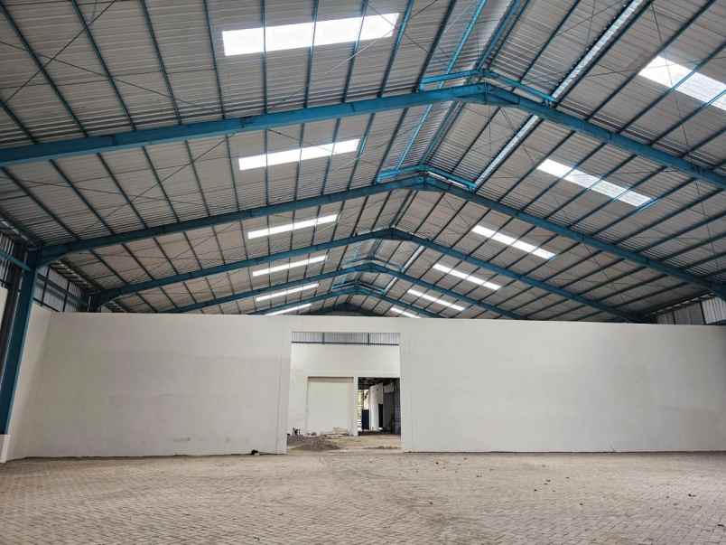 disewakan gudang di kediri