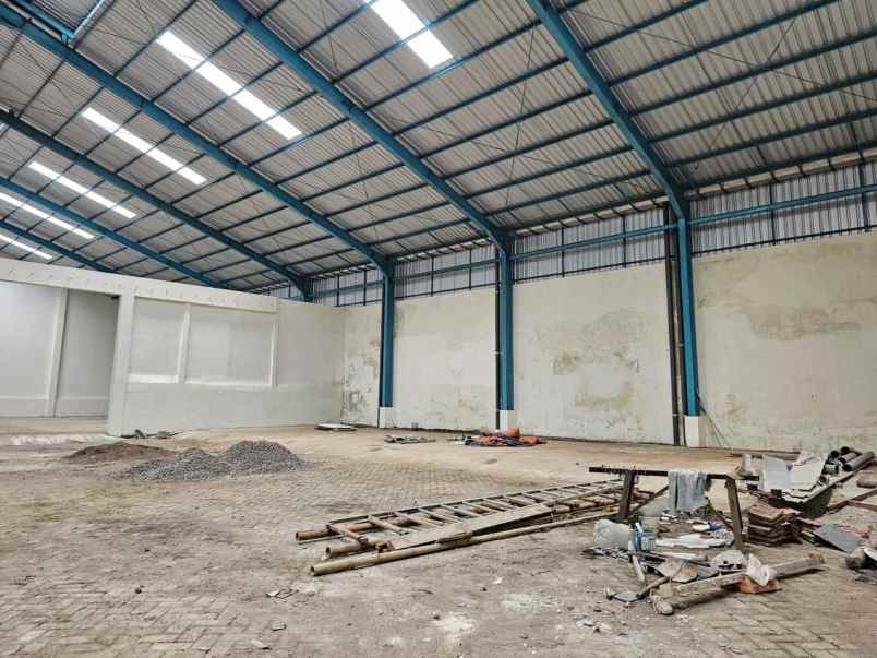 disewakan gudang di kediri
