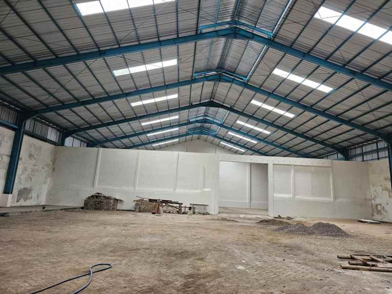 disewakan gudang di kediri