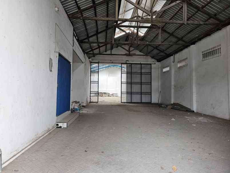 disewakan gudang di kediri