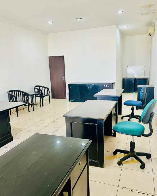 disewakan ruko gudang kantor grand wisata jl