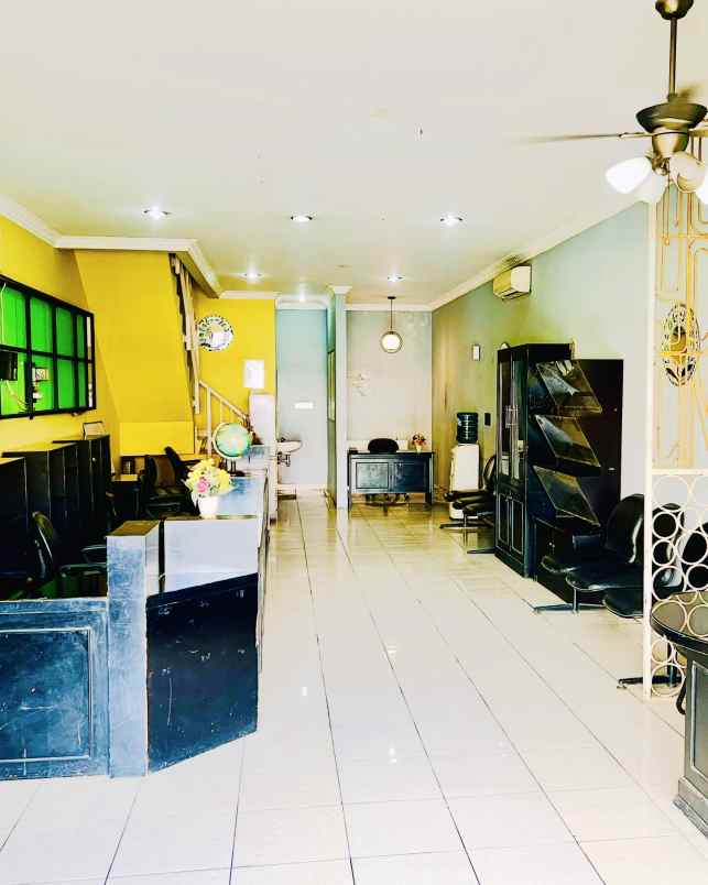 disewakan ruko gudang kantor grand wisata jl