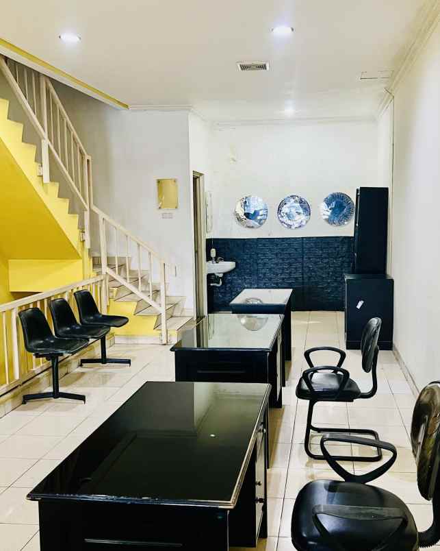 disewakan ruko gudang kantor grand wisata jl