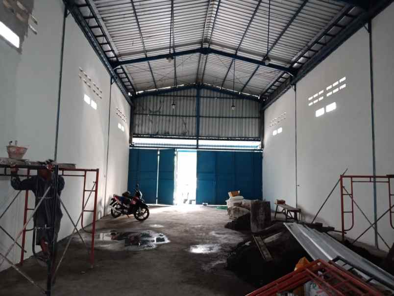 disewakan ruko gudang kantor jalan raya legundi