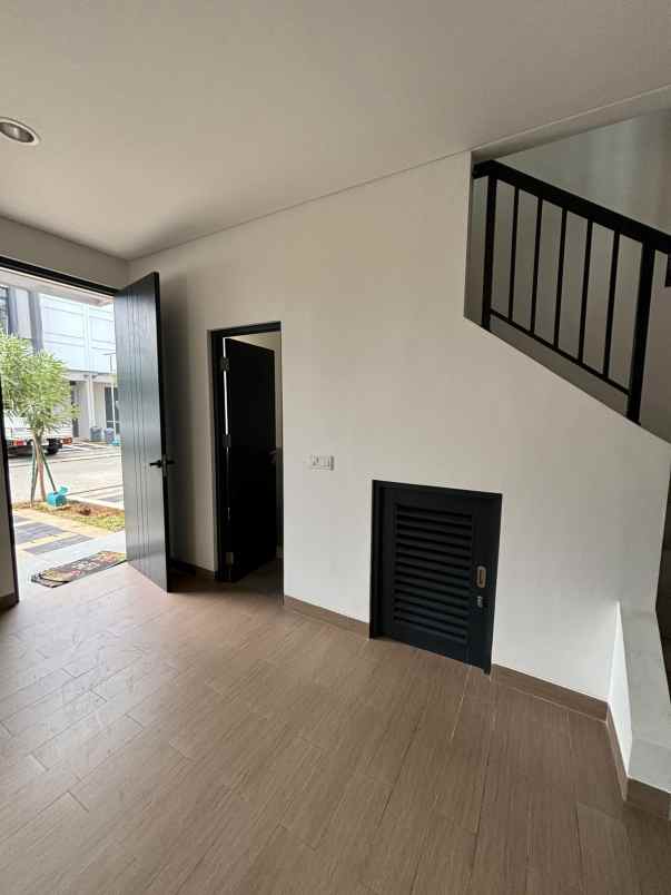 disewakan ruko gudang kantor latinos boutique soho bsd