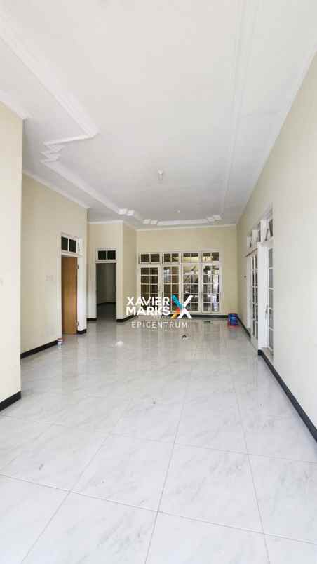 disewakan rumah di dharmahusada siap huni terawat