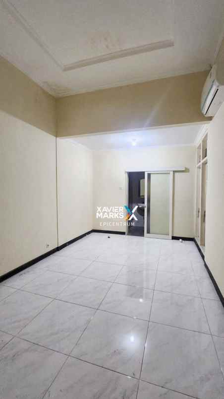 disewakan rumah di dharmahusada siap huni terawat