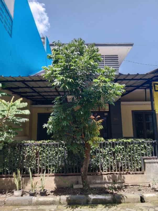 disewakan rumah di kompleks taman surya indah bandung