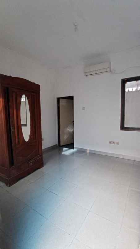 disewakan rumah rawamangun