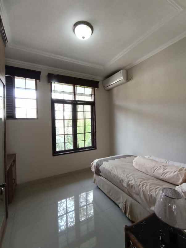 for rent house villa sawo cipete