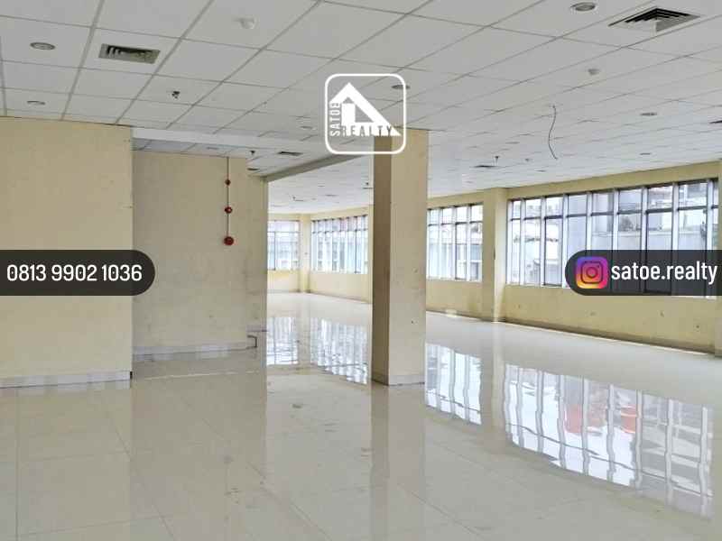 gedung kantor 5 lantai di cikini menteng jakarta pusat