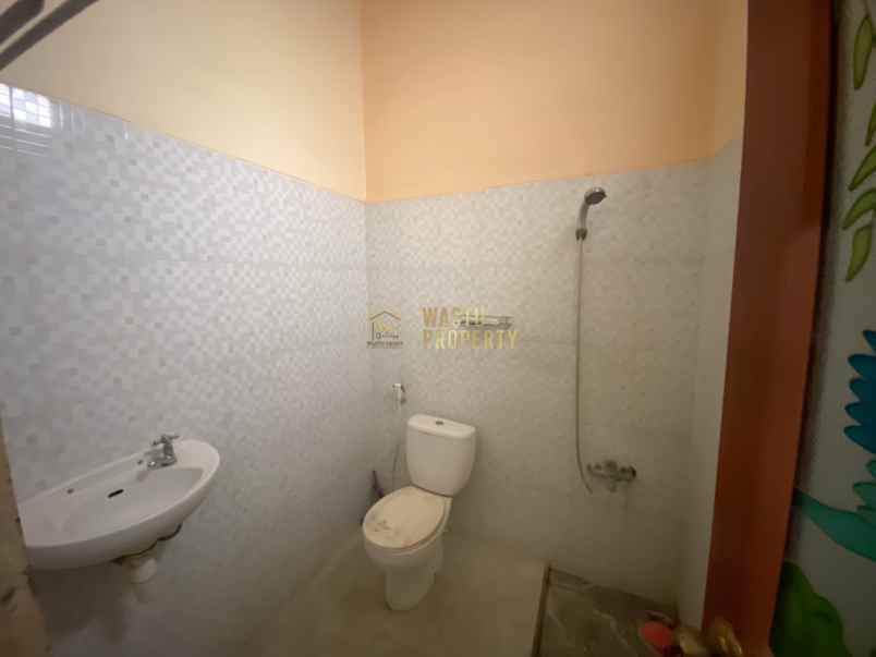 homestay 7 kamar tanah luas dekat puncak sosok bantul