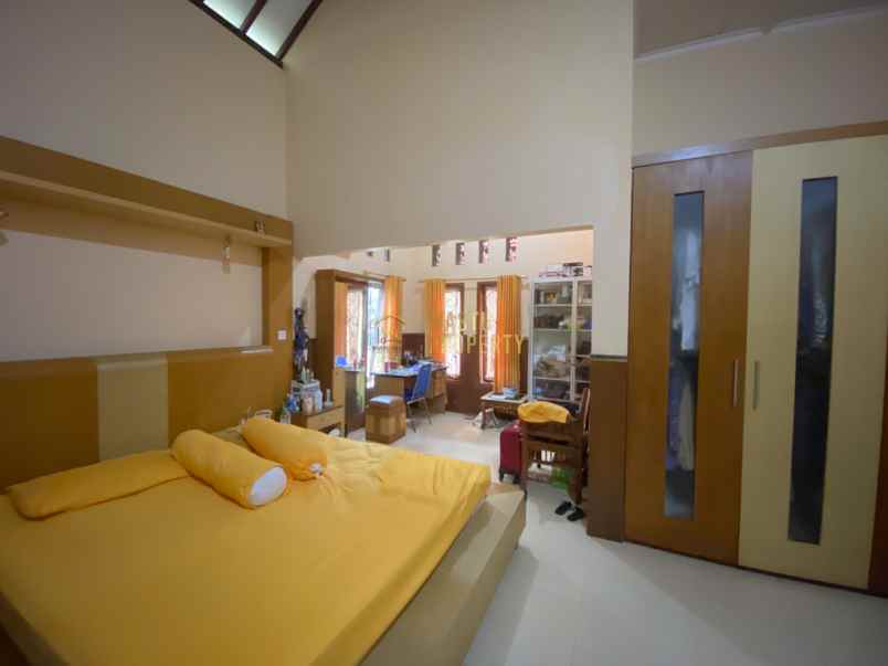 homestay 7 kamar tanah luas dekat puncak sosok bantul