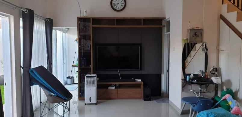 hunian 3 lantai furnished di ujung berung kota bandung