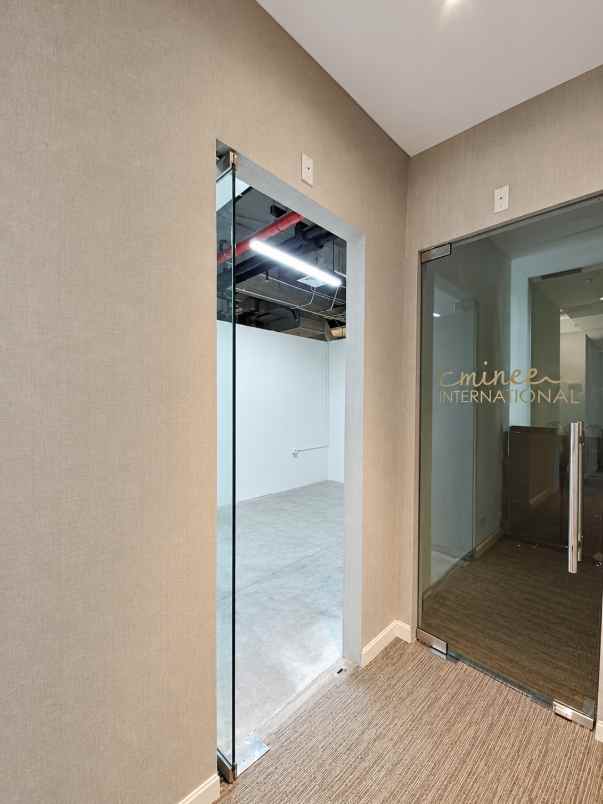 jual atau sewa ruang kantor di world capital tower