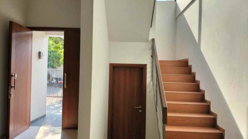 jual rumah asri dan nyaman di batununggal kota bandung