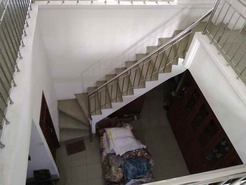 jual rumah bagus kawasan perum bppt jakarta barat