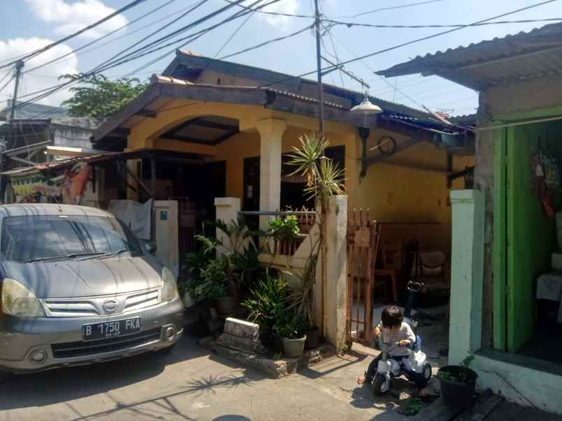 jual rumah beserta kontrakan dan warung