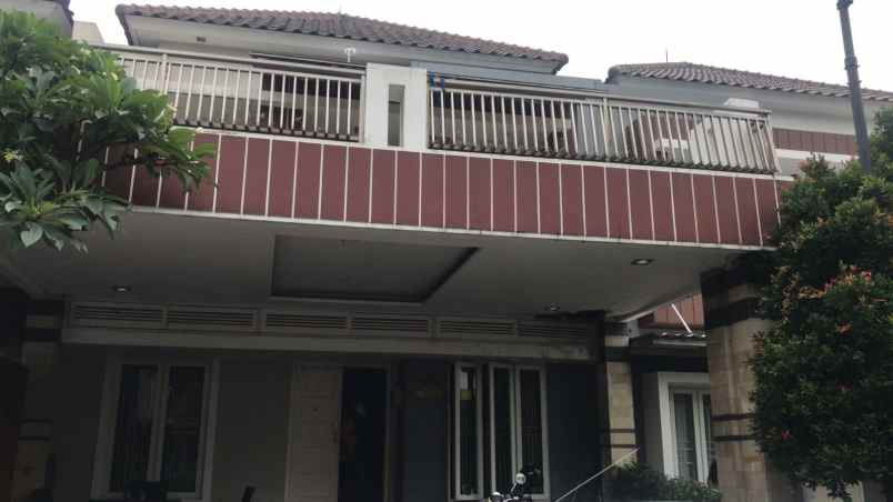 jual rumah di raffless hils cibubur