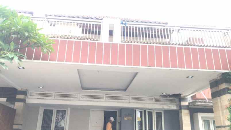 jual rumah di raffless hils cibubur