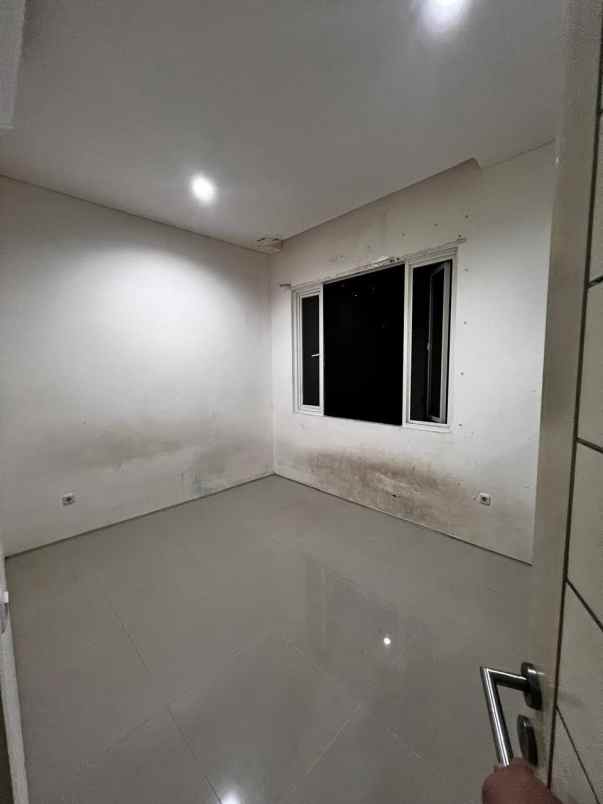 jual rumah dian istana by oasia surabaya barat