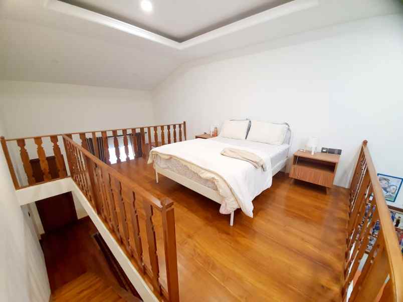 jual rumah mewah kolam renang kemang jakarta selatan