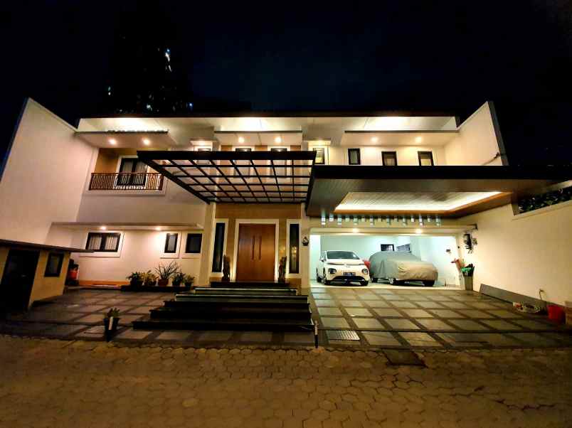jual rumah mewah kolam renang kemang jakarta selatan