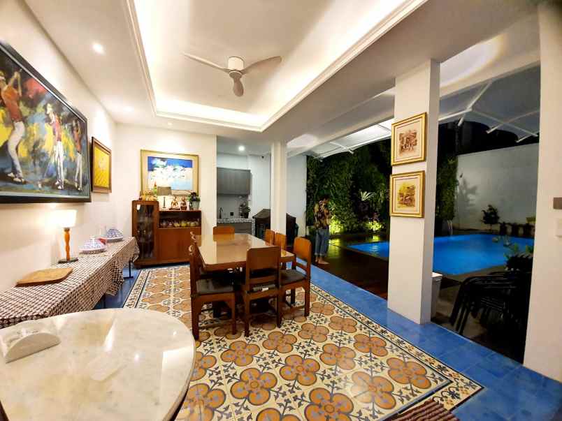 jual rumah mewah kolam renang kemang jakarta selatan