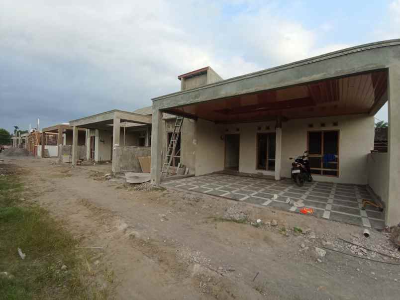 jual rumah proses bangun di godean